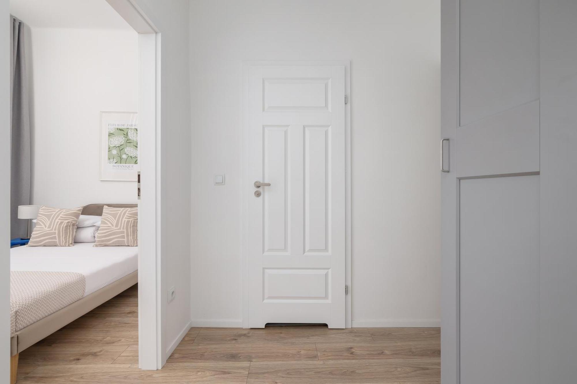 2 Bedroom Apartment - Dluga 65 Krasków Eksteriør bilde