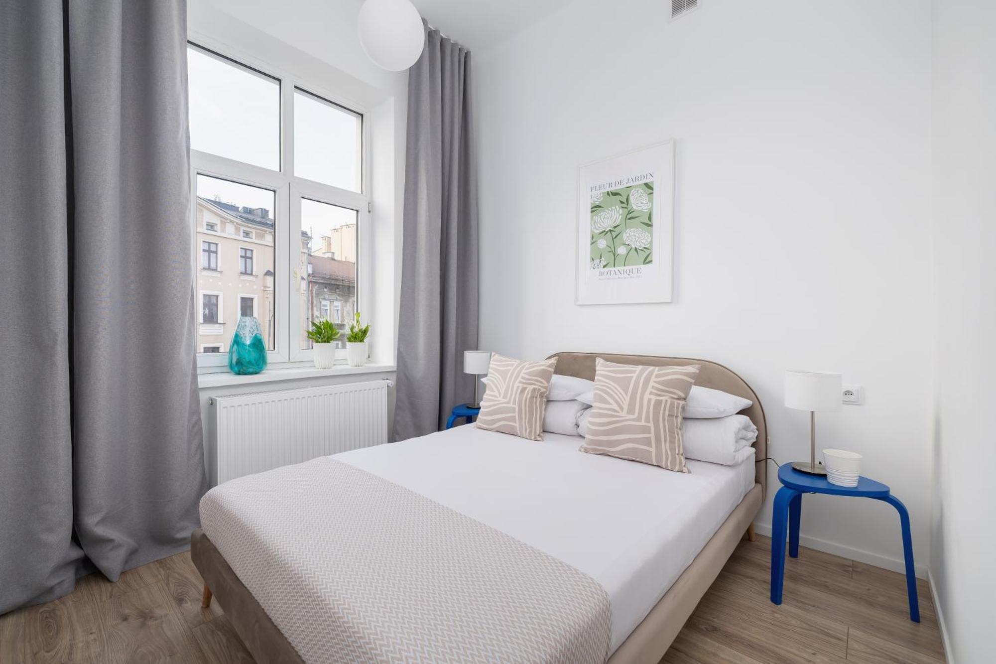 2 Bedroom Apartment - Dluga 65 Krasków Eksteriør bilde